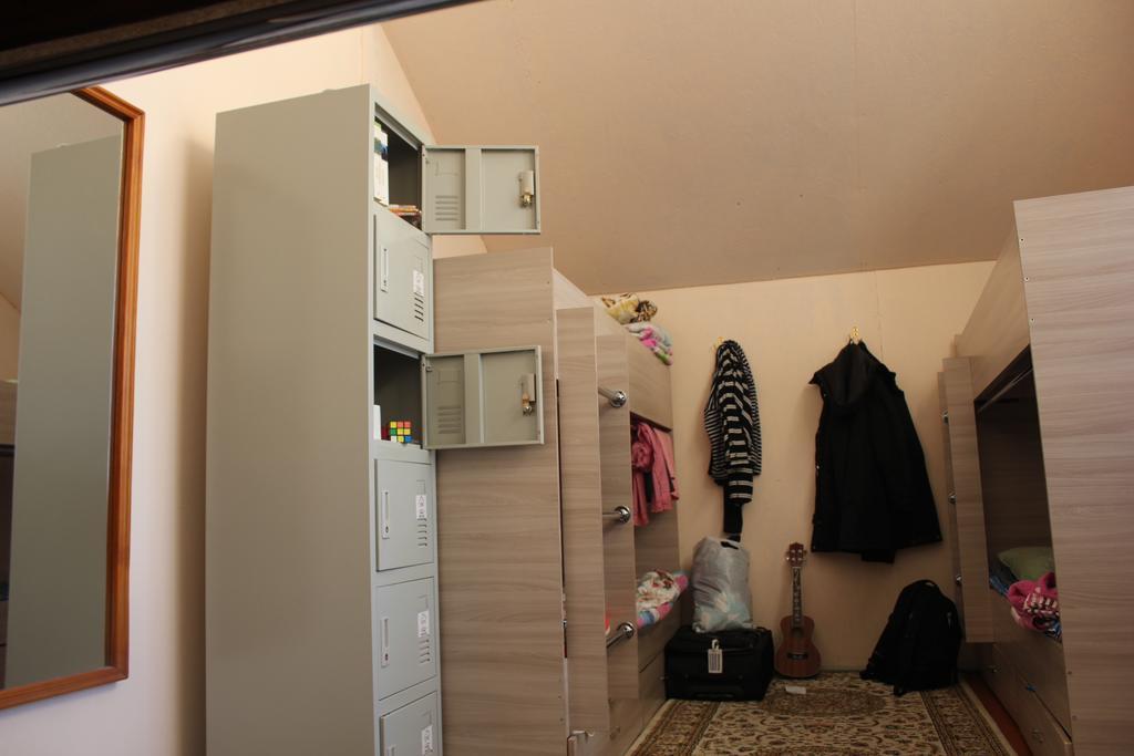 Almaty Hostel Dom Koktobe Exteriör bild
